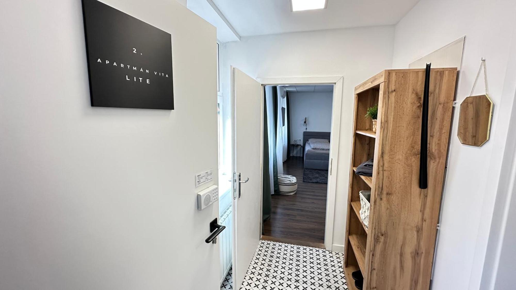 Apartman Vita Lite Trencin Exterior photo